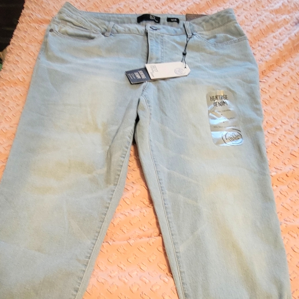 Jean Capri pants